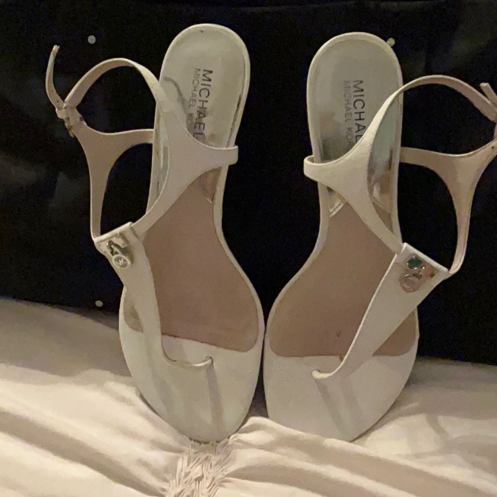 Michael Kors Elegant White Sandals
